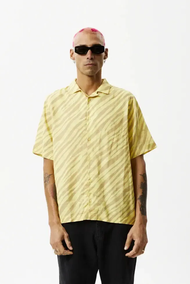 Afends atmosphere hemp cuban short sleeve- butter stripe