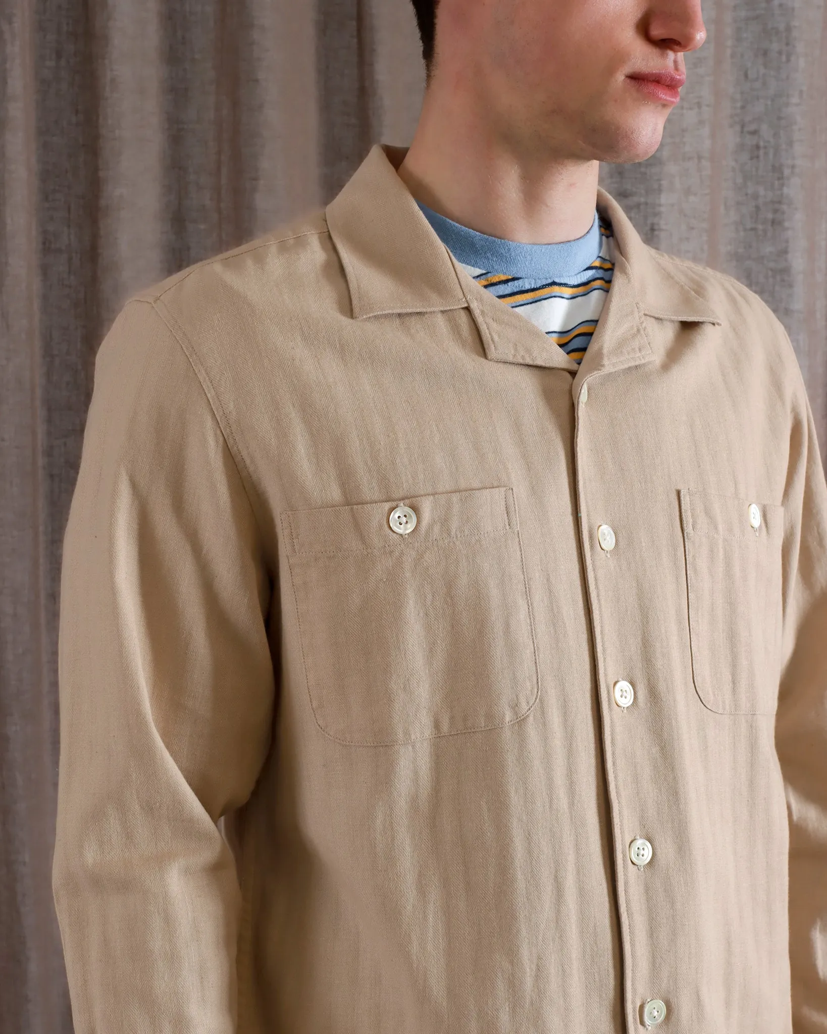 Hiro Shirt - Sand Herringbone Twill