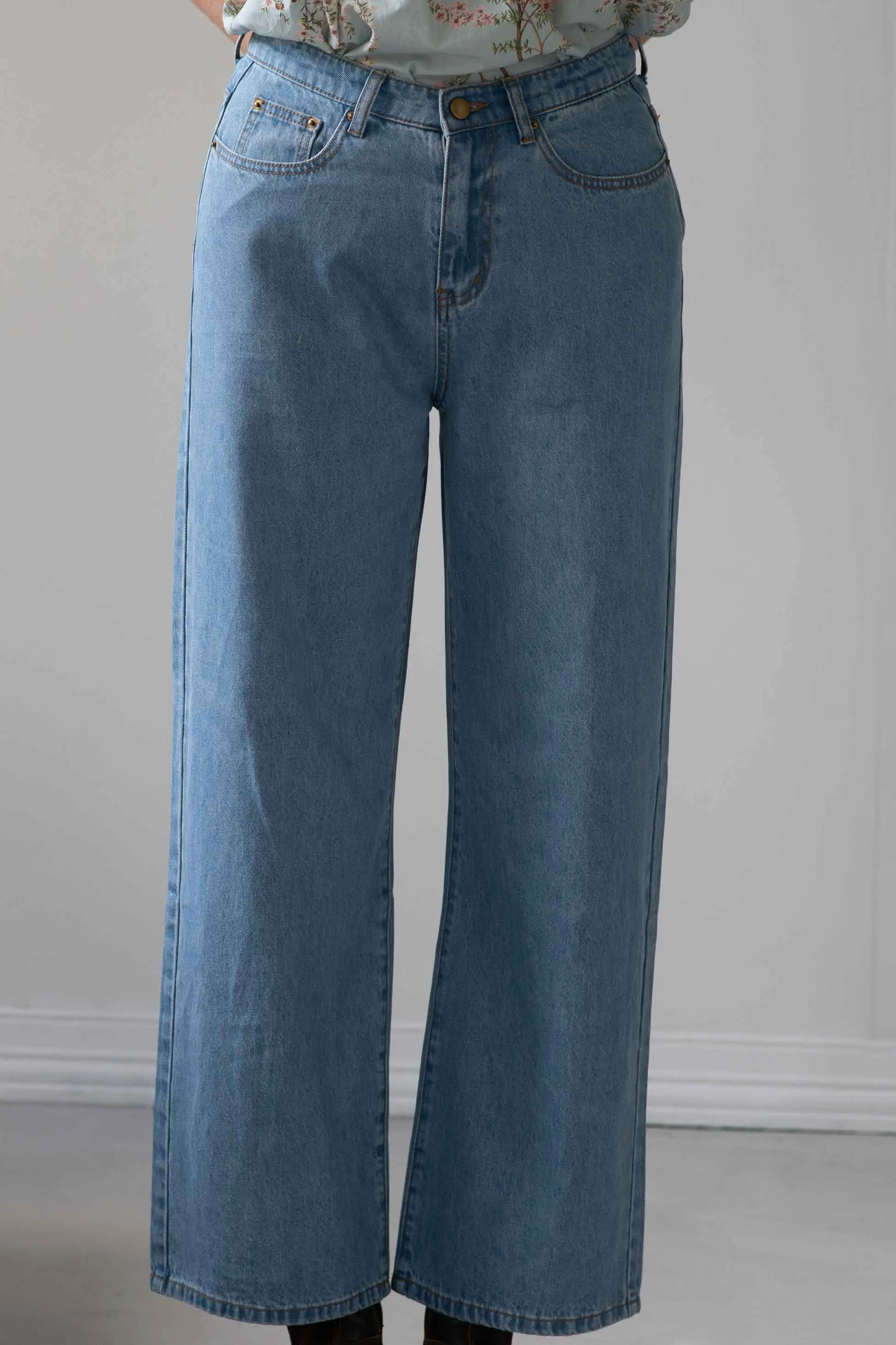 Lucy Jeans organic cotton