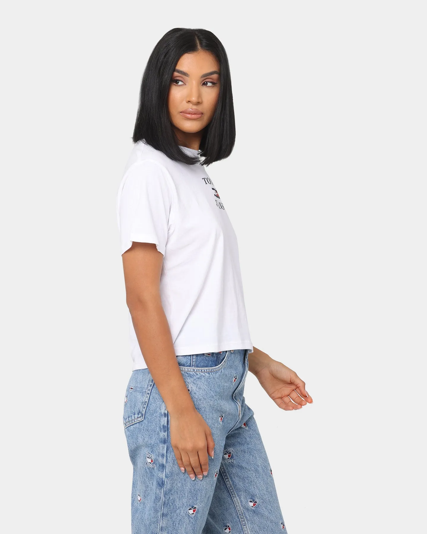 Tommy Jeans Women's Boxy Crop Essential Logo T-Shirt White