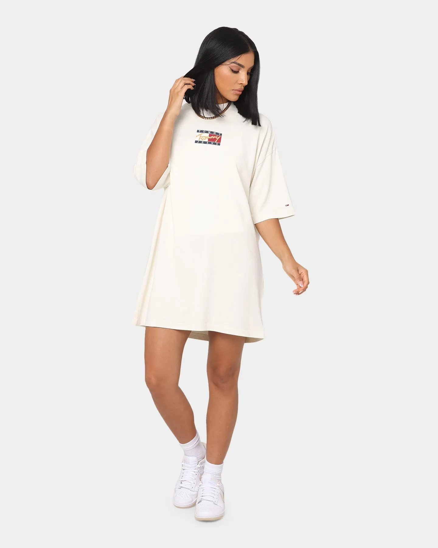 Tommy Jeans Women's Vintage Bronze T-Shirt Dress White