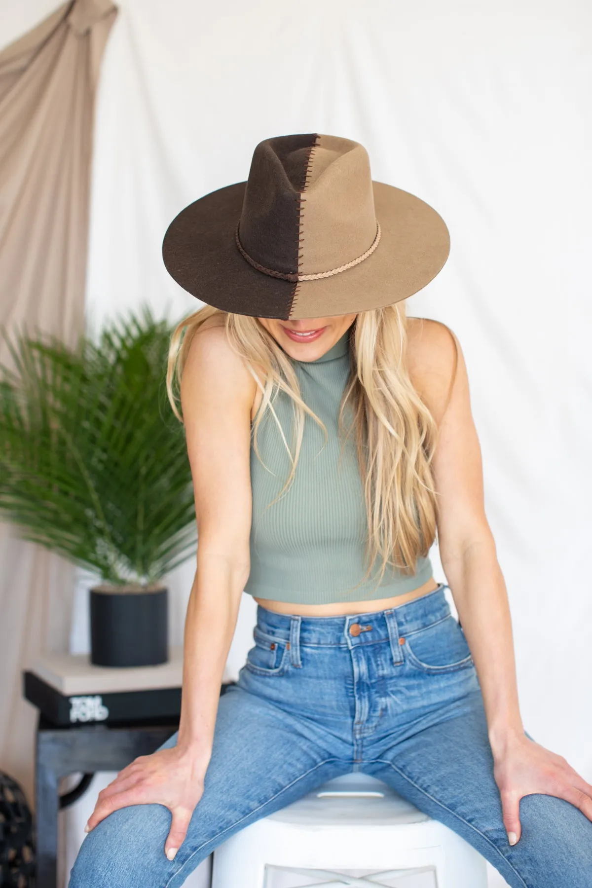 Two Tone Australian Wool Hat in Taupe/Brown