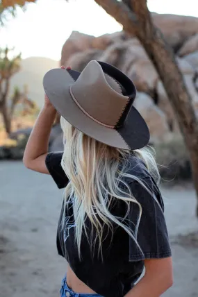 Two Tone Australian Wool Hat in Taupe/Brown